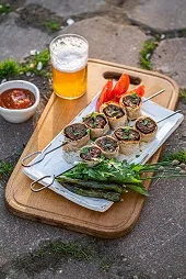 Jak przyrządzić Beyti kebab?